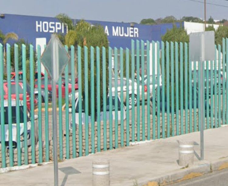 Muere menor de edad en el Hospital de la Mujer; presuntamente se puso mal tras recibir vacuna contra Covid